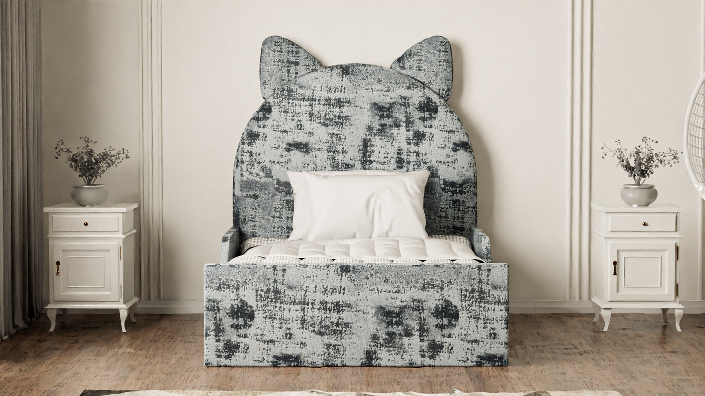 Hello Kitty Bed