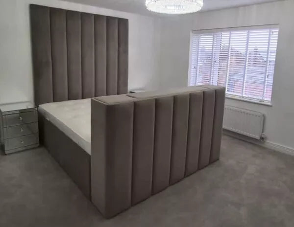 Dickens Bed