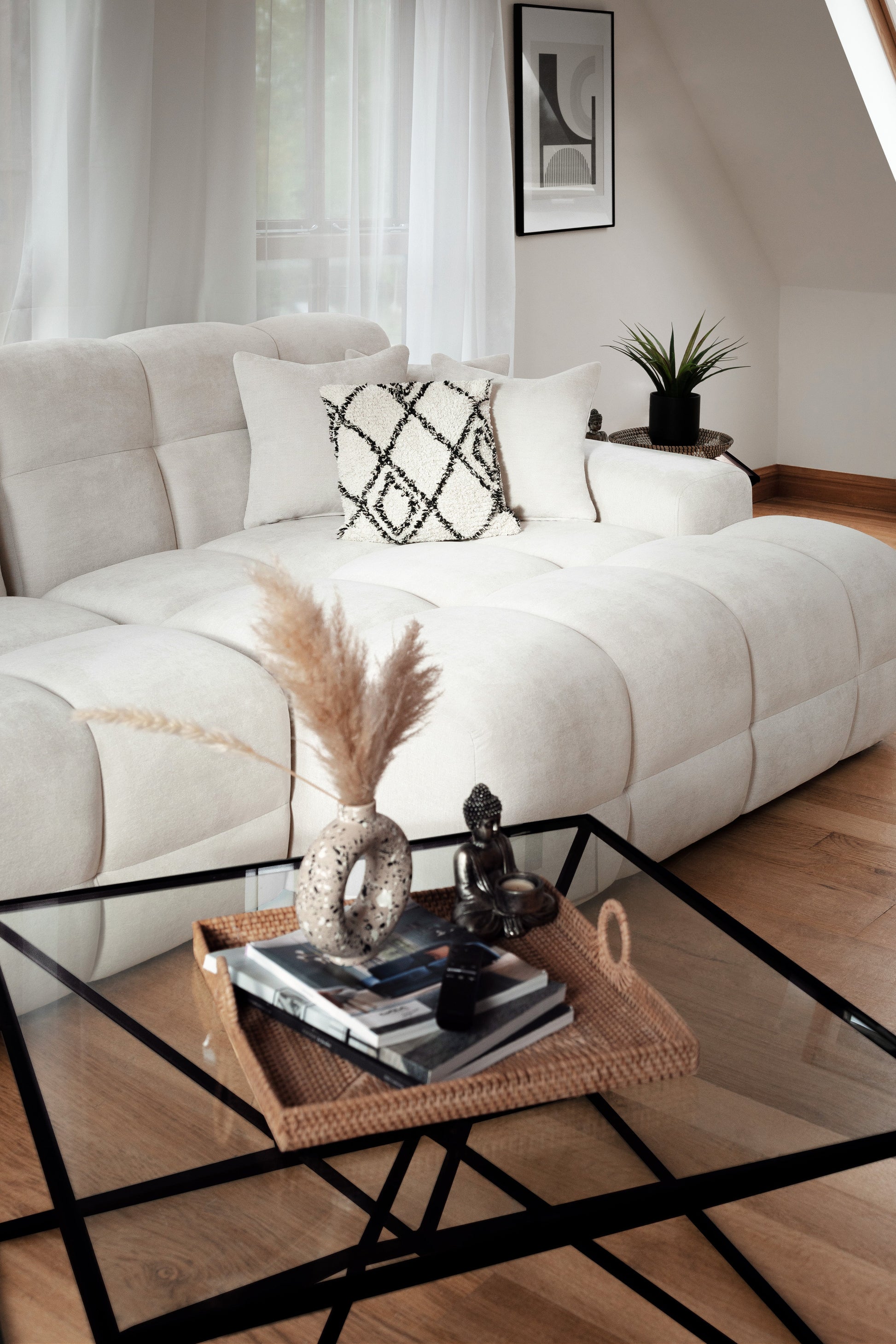Joanna Sofa Beige Right Hand Facing Corner at Dreamy furniture store in Natural